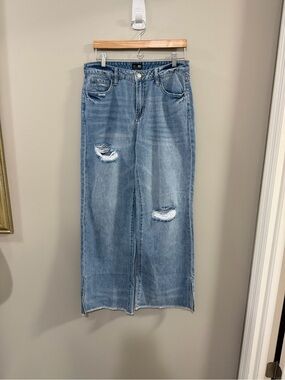 L&M Black Label Light Blue Wide-Leg Distressed Raw Hem Jeans